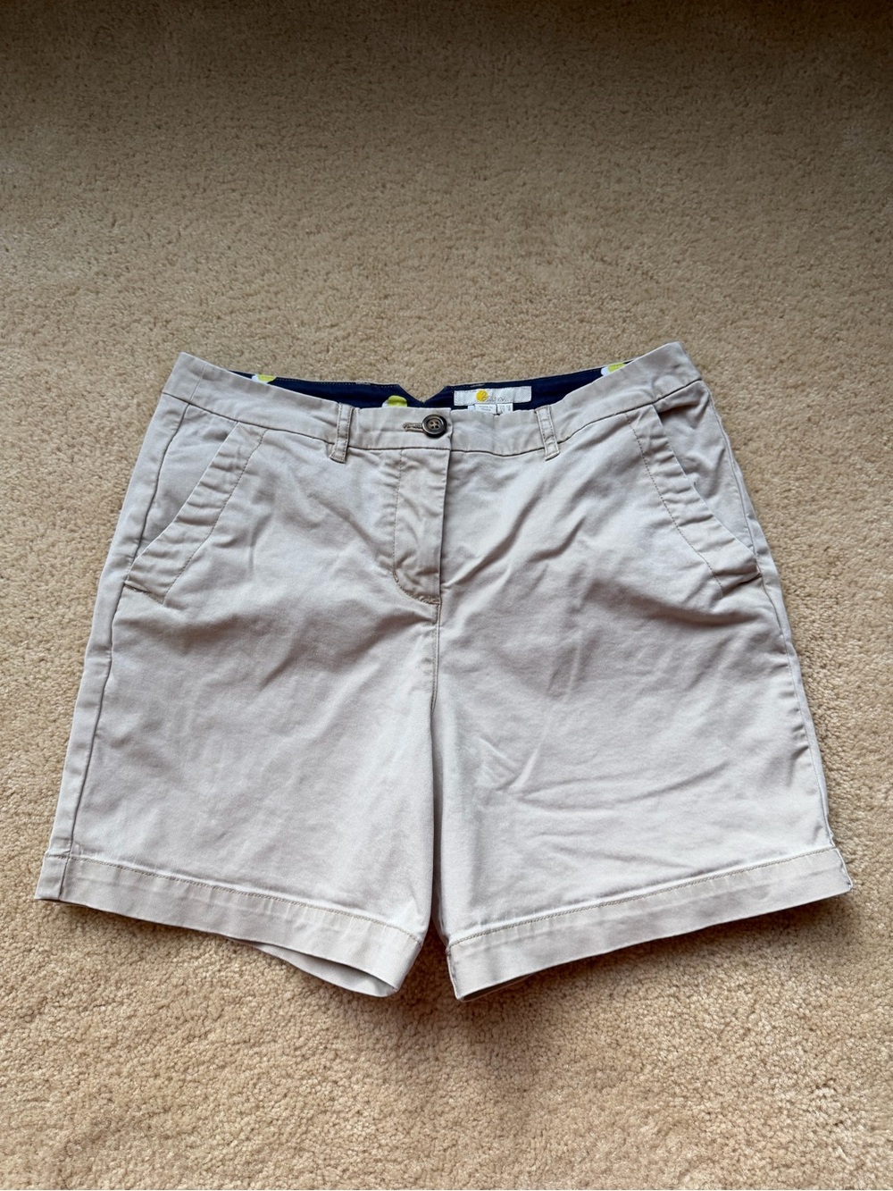 Boden Women’s Khaki Tan Chino Shorts - Size 8 - VGUC - Stretch